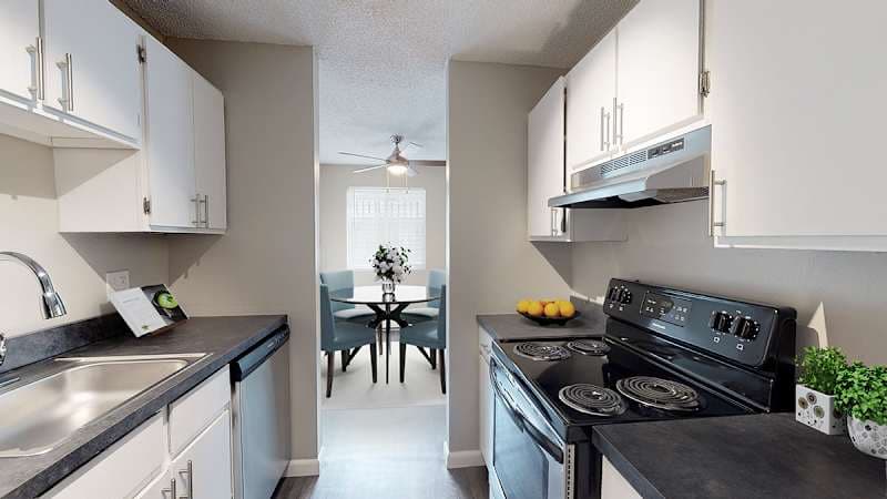 Lakewood Crossing thumbnail 4